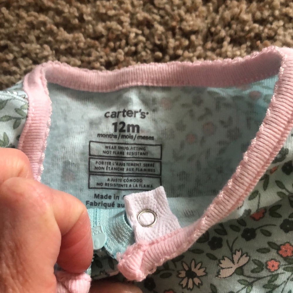 Carters PJs - Picture 3 of 3